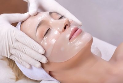 brightening-facial