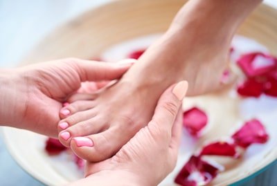 manicure-pedicure